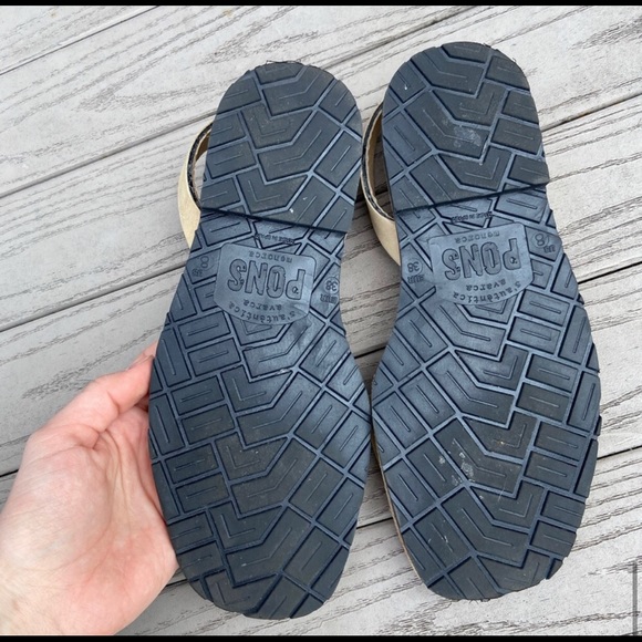PONS Avarca Classic Sandals Size 8 - Picture 5 of 5